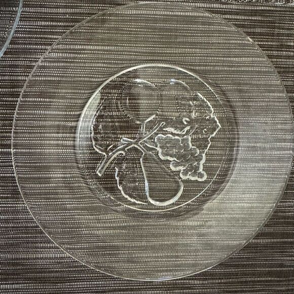 Clear Glass Plates with Fruit Design - Picture 9 of 11